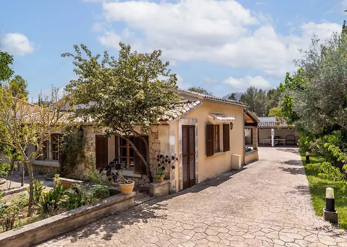 Torres - By Emerald * Pollensa