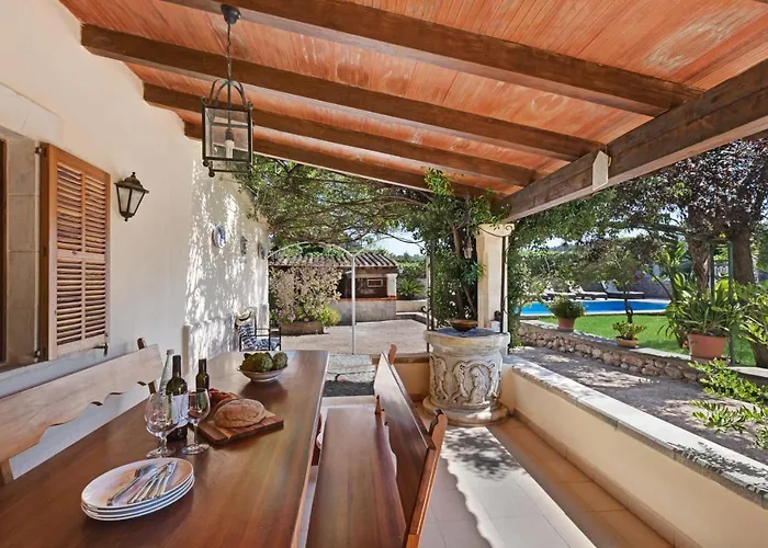 Willa Torres - By Emerald Pollensa